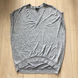 Aritzia Wilfred Free Slouchy V Neck Tank Top in Heather Grey